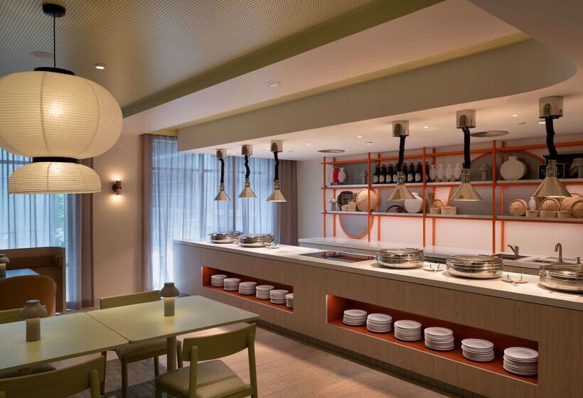 Отель Ibis Styles Sydney Central