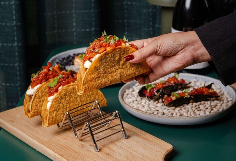 Отель Ibis Styles Sydney Central