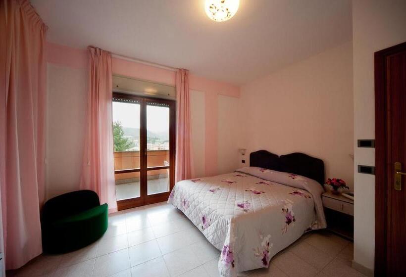 Отель Il Quadrifoglio