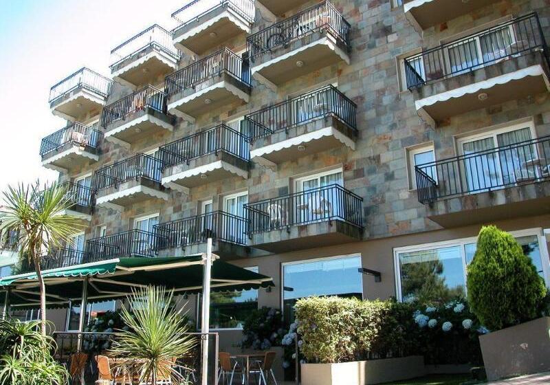 هتل Inffinit Sanxenxo