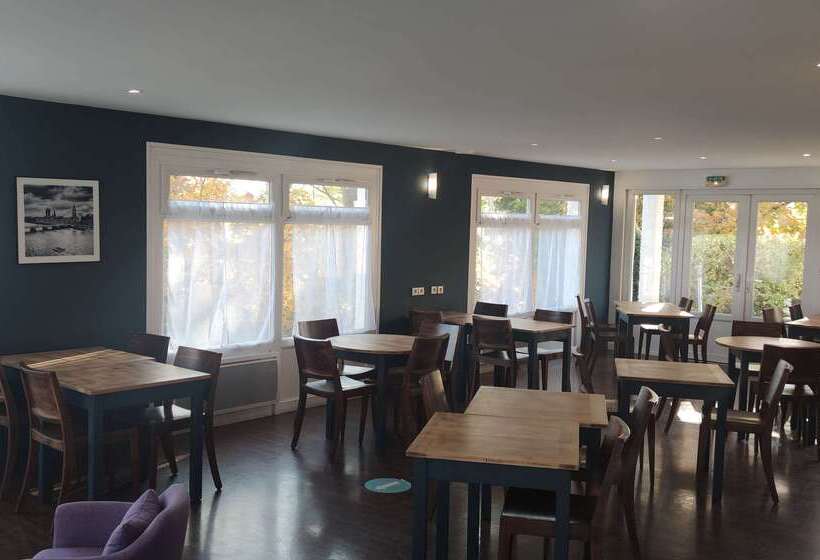 فندق Kyriad Mulhouse Est  Lutterbach