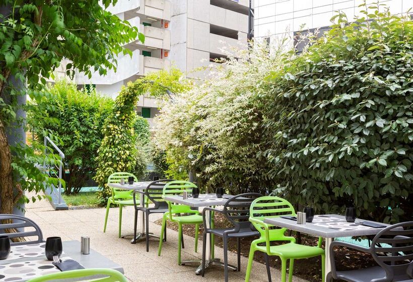 فندق Kyriad Tours  St Pierre Des Corps  Gare