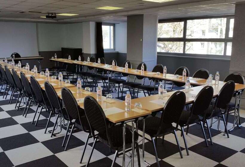 فندق Kyriad Tours  St Pierre Des Corps  Gare