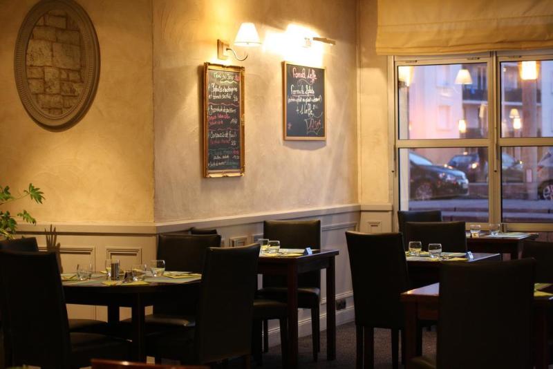 فندق Kyriad Tours  St Pierre Des Corps  Gare