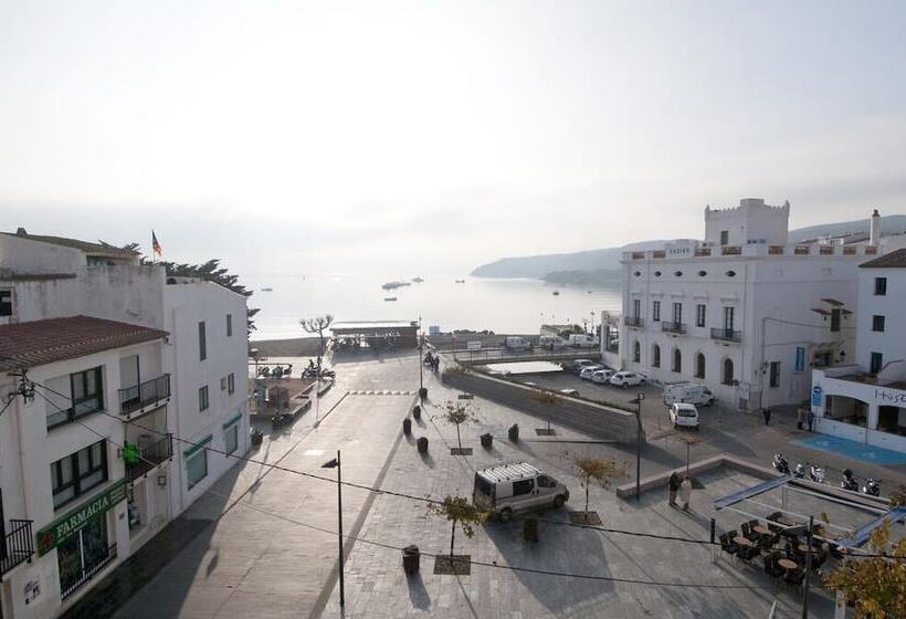 هتل La Residencia