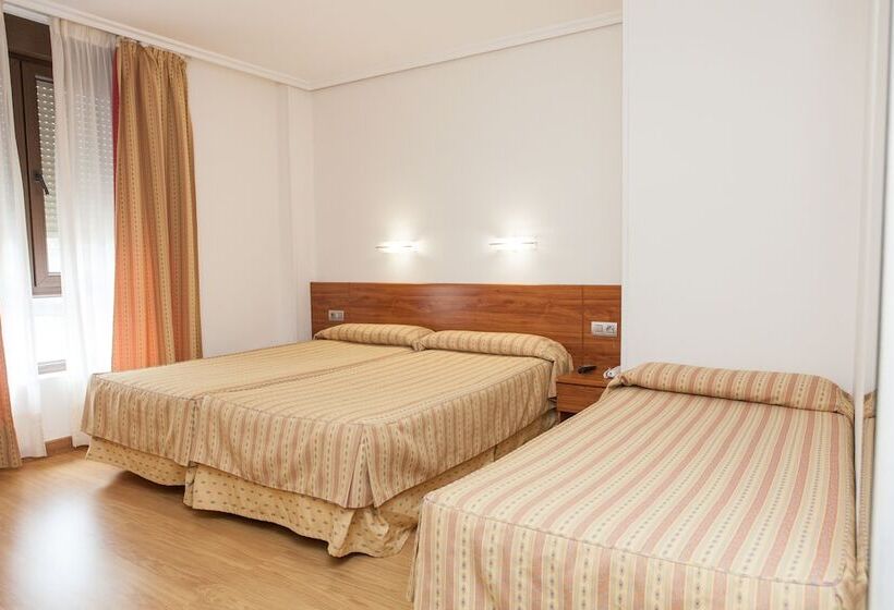 בית מלון כפרי Las Anclas