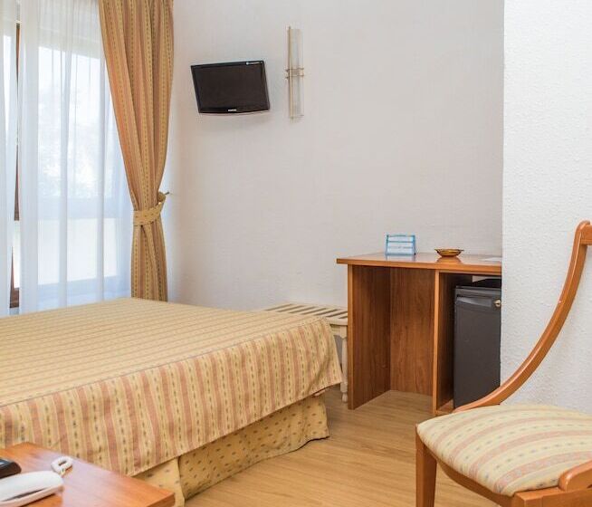 בית מלון כפרי Las Anclas