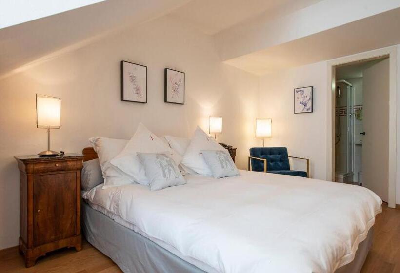 Отель Le Sauvage