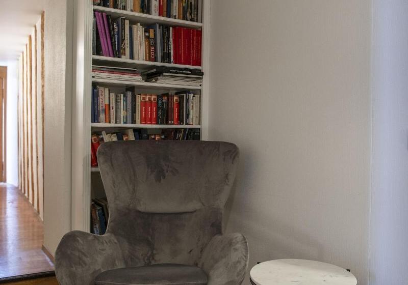 Отель Le Sauvage