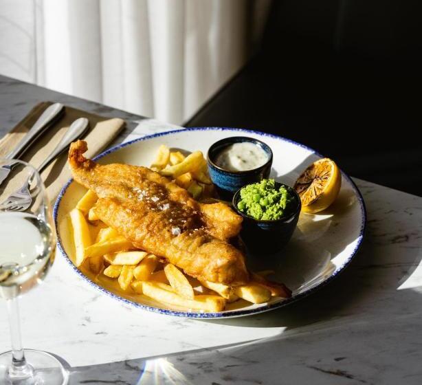 ホテル Leonardo Newcastle