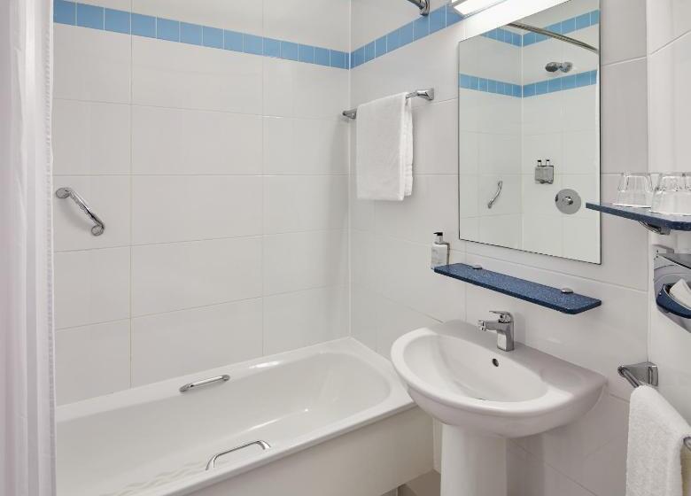 ホテル Leonardo Newcastle