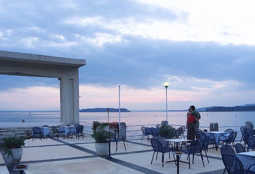 בית מלון כפרי Lido