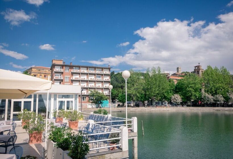 בית מלון כפרי Lido