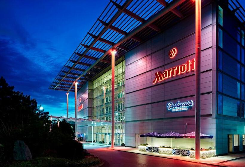 هتل London Heathrow Marriott