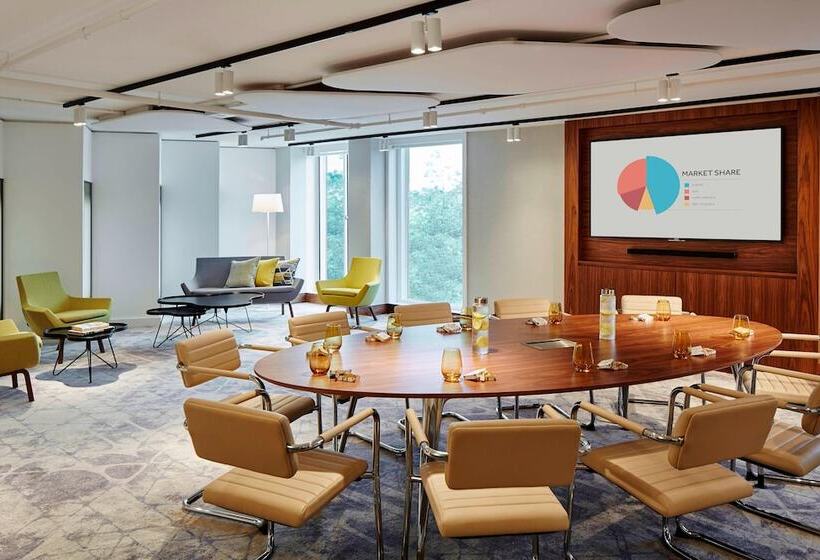 هتل London Heathrow Marriott