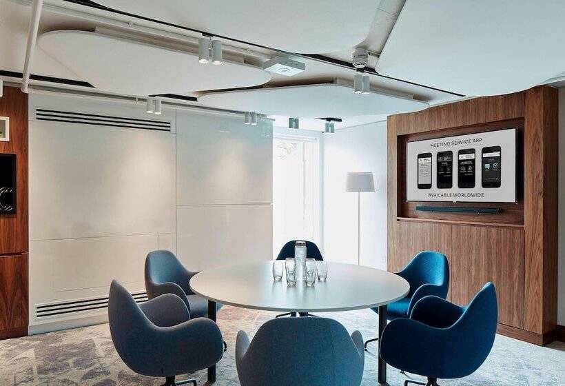 בית מלון כפרי London Heathrow Marriott