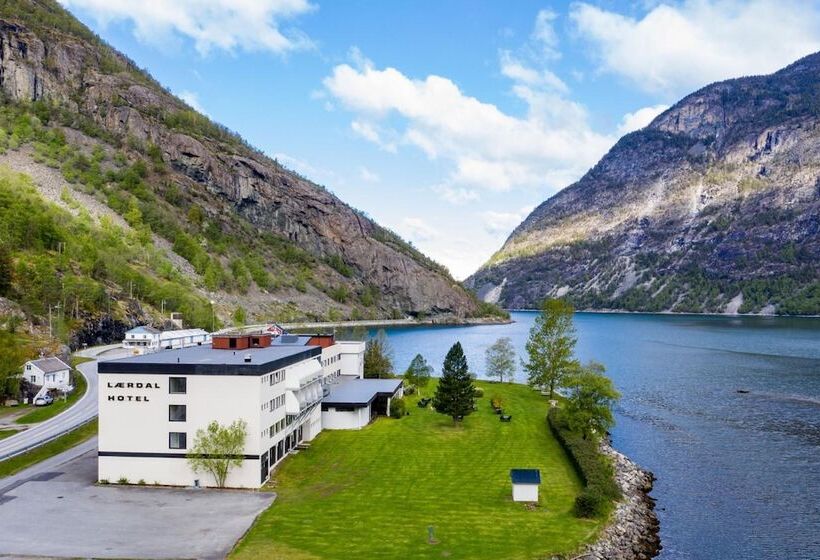 ホテル Lærdal