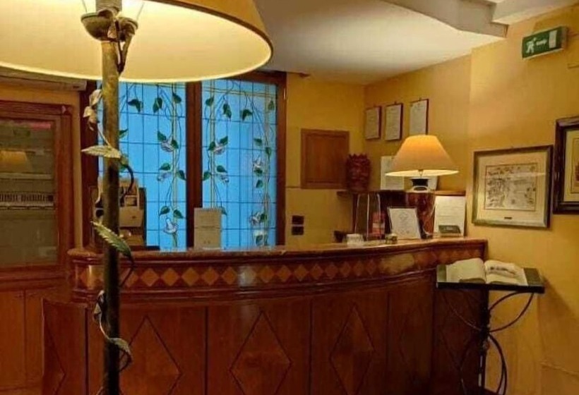 酒店 Massimo Plaza