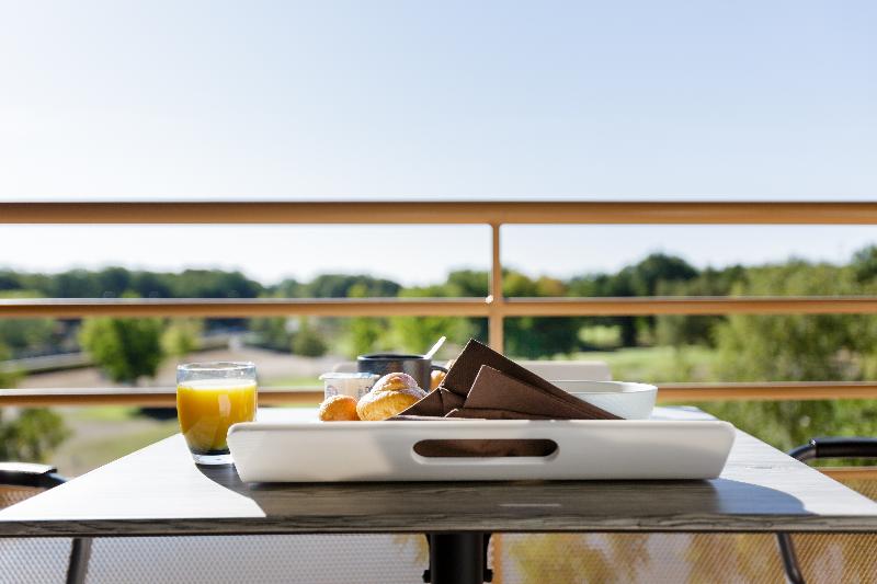 فندق Mercure Orleans Portes De Sologne