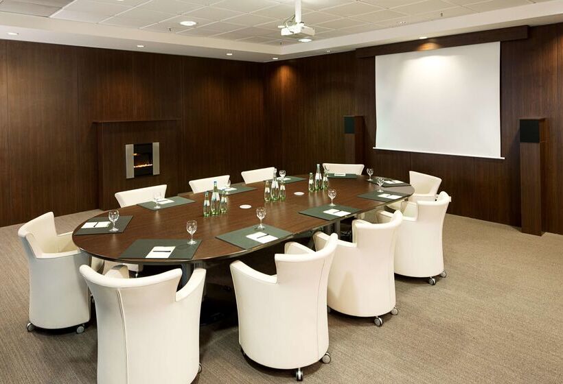 هتل NH Berlin Alexanderplatz