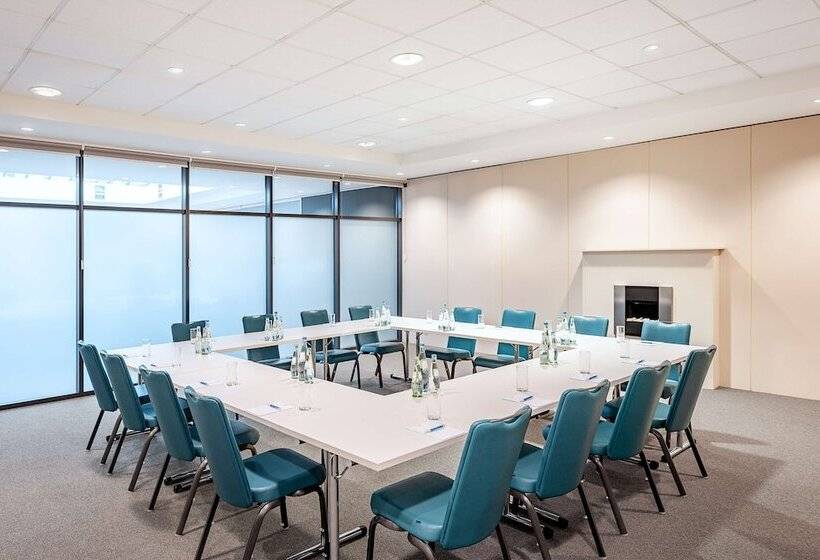 هتل NH Berlin Alexanderplatz