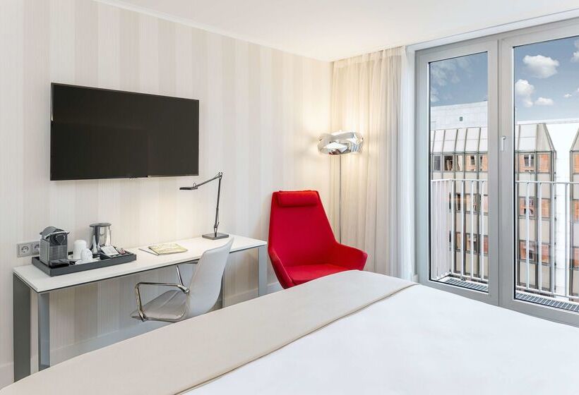 ホテル NH Collection Berlin Mitte Am Checkpoint Charlie