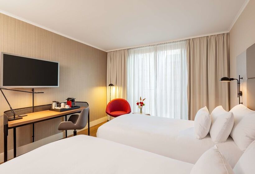 هتل NH Collection Berlin Mitte Am Checkpoint Charlie