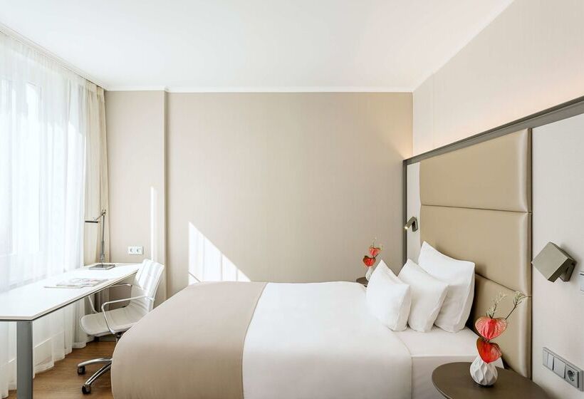 ホテル NH Collection Berlin Mitte Am Checkpoint Charlie