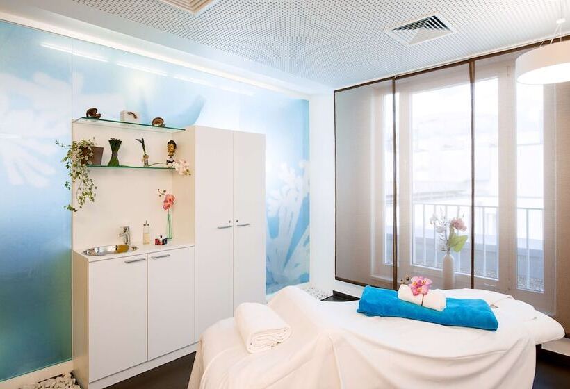 هتل NH Collection Berlin Mitte Am Checkpoint Charlie