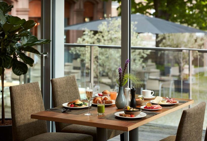 בית מלון כפרי NH Collection Heidelberg