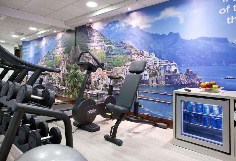 هتل NH Collection Palacio De Aranjuez