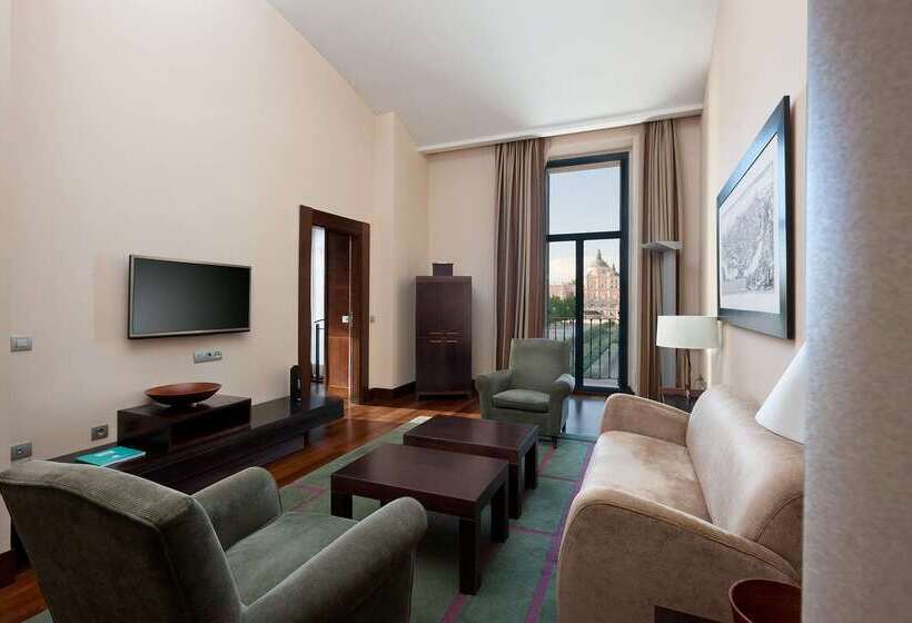 هتل NH Collection Palacio De Aranjuez