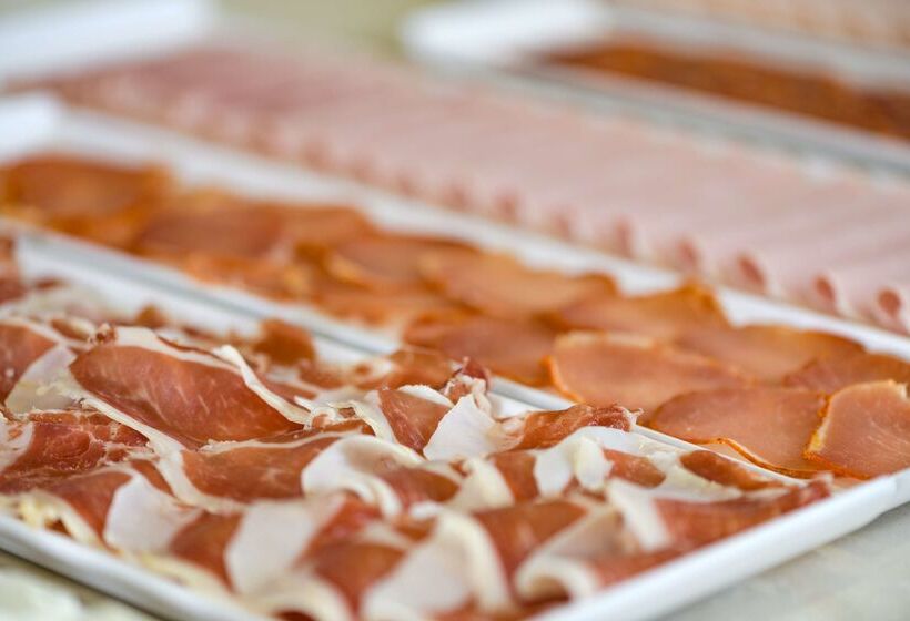 هتل NH Collection Palacio De Aranjuez