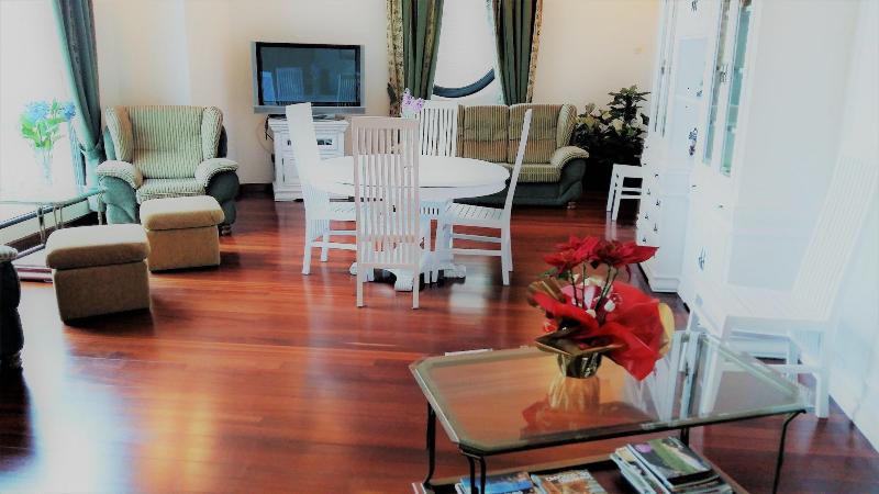 בית מלון כפרי Nueva Plaza