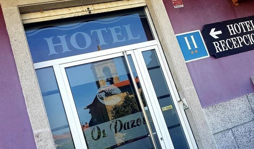 هتل Os Pazos