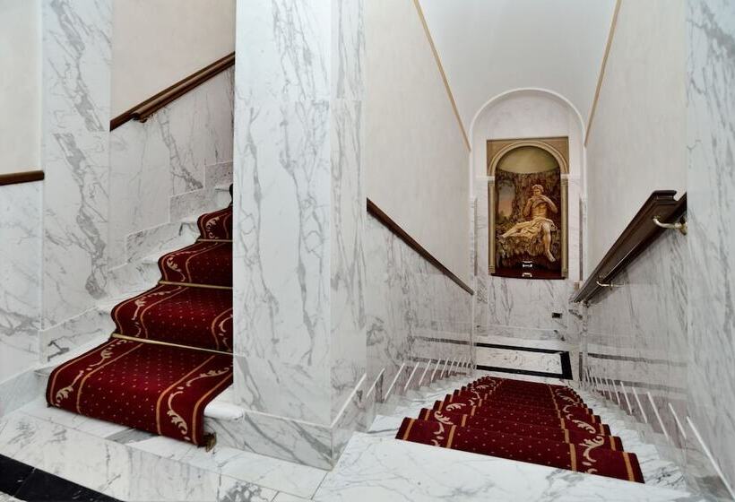 בית מלון כפרי Pantheon