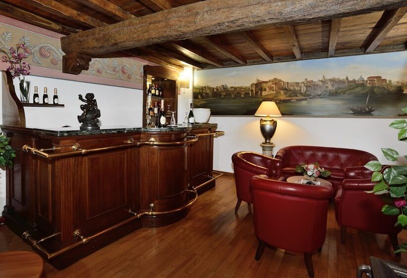 בית מלון כפרי Pantheon