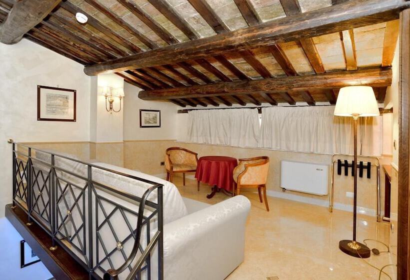 בית מלון כפרי Pantheon