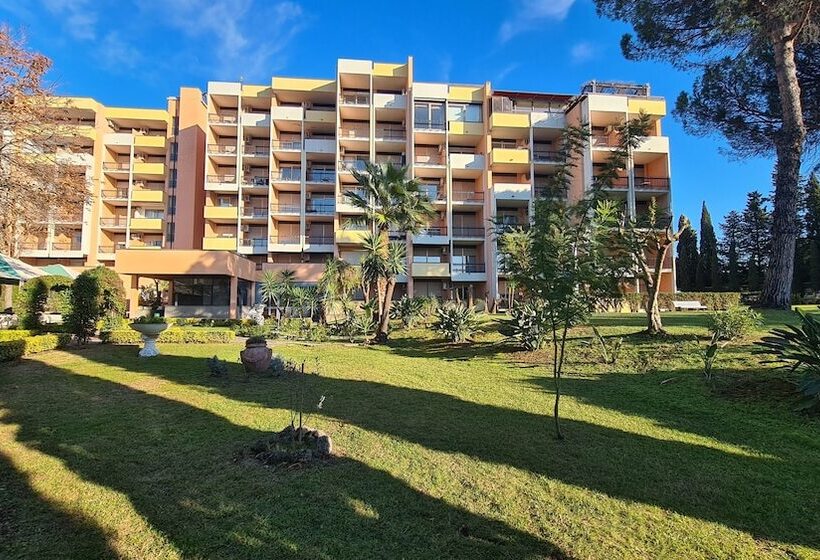 בית מלון כפרי Parco Tirreno