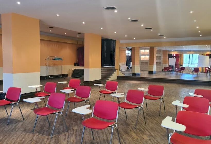 בית מלון כפרי Parco Tirreno