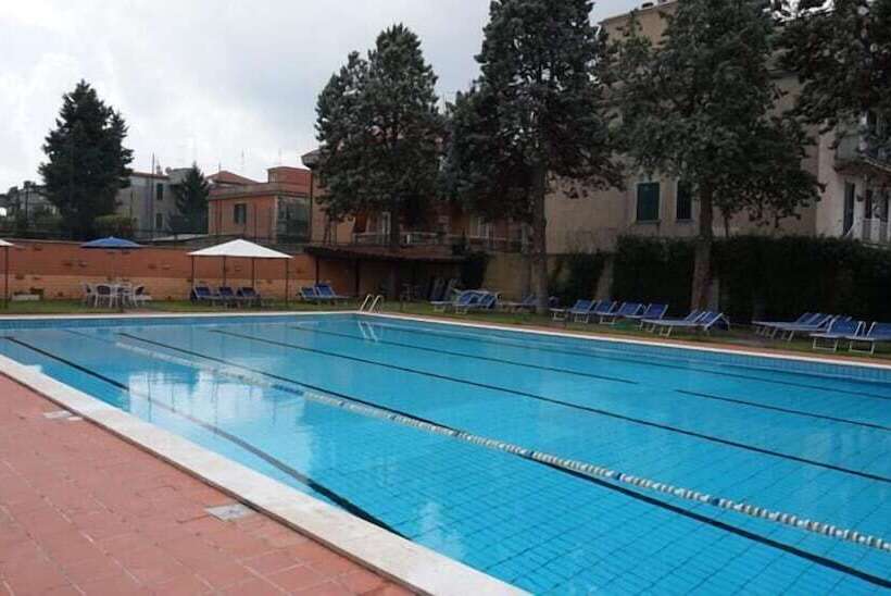 בית מלון כפרי Parco Tirreno