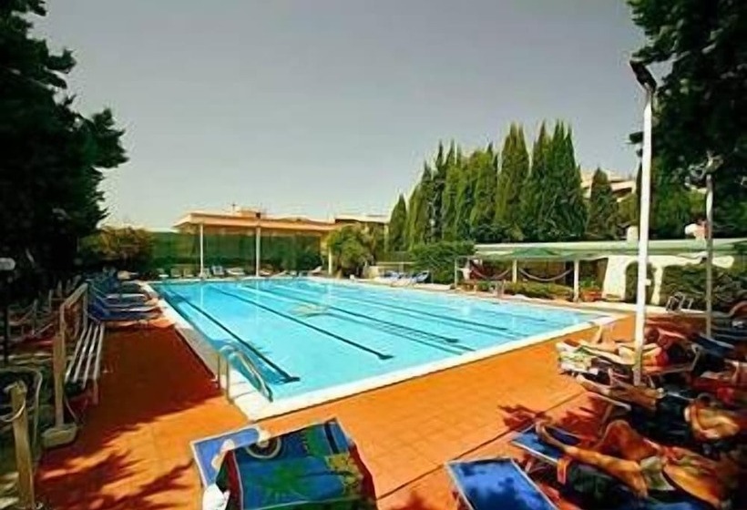 בית מלון כפרי Parco Tirreno