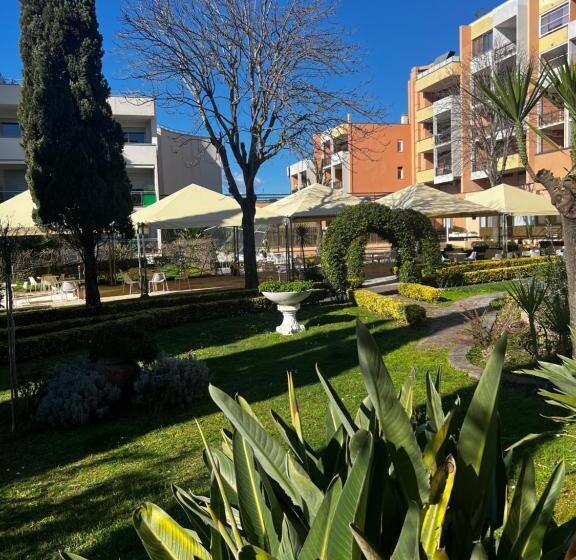 בית מלון כפרי Parco Tirreno