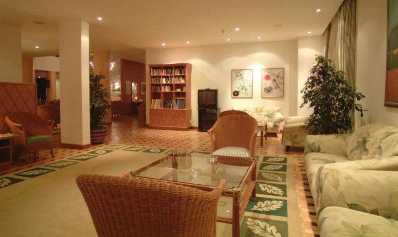 Pestana Ocean Bay Resort