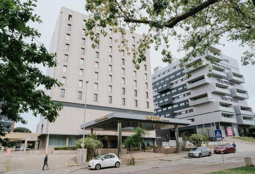 ホテル Premium Porto Maia