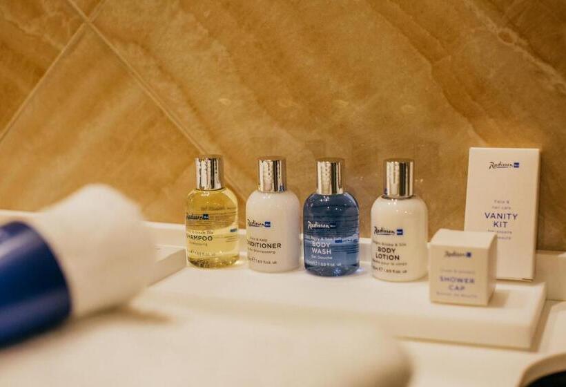 Radisson Blu Carlton Hotel, Bratislava