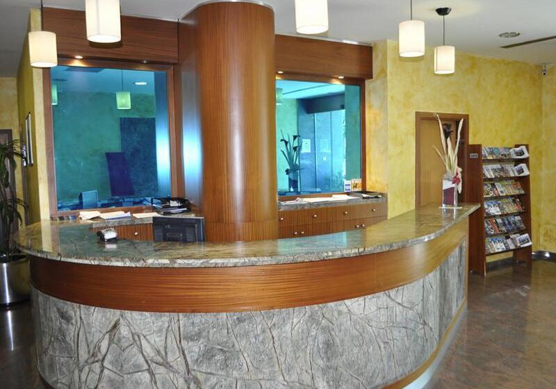 호텔 Ramblas Vendrell