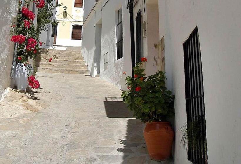 Сельский отель Tugasa Hotel La Posada