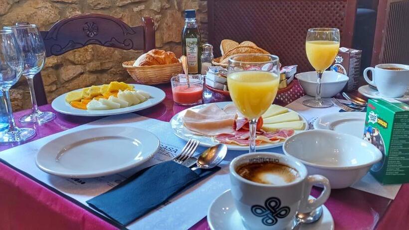 Сельский отель Tugasa Hotel La Posada