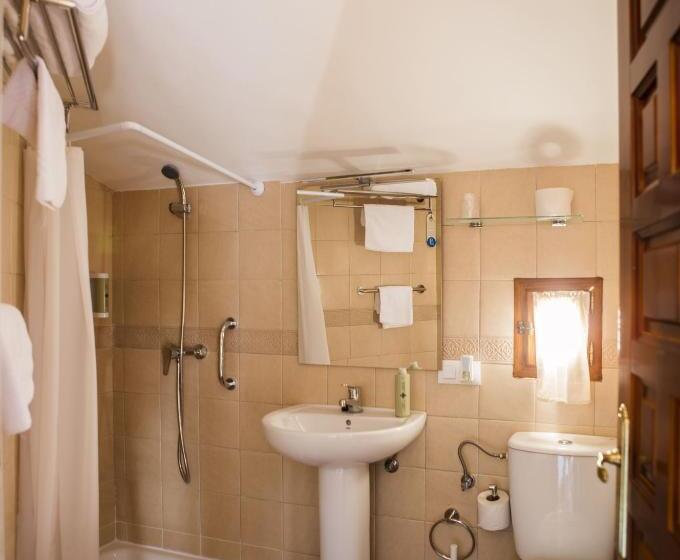 Сельский отель Tugasa Hotel La Posada